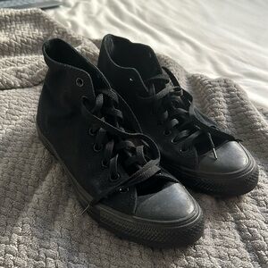 Converse High top Size 10